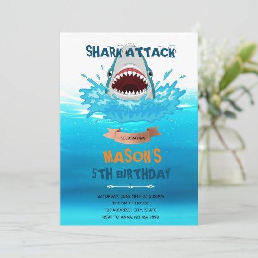 サメの襲撃プール誕生日パーティー 招待状 (スタンド正面)