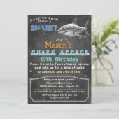 サメの誕生日チョークボード招待状 招待状 (スタンド正面)