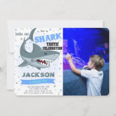 サメの誕生日写真招待状 招待状 (正面)