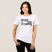 サメの飼料、白素晴らしサメ付き トライブレンドTシャツ (正面全面)