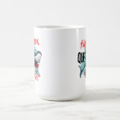 サメのQUE PEDO(なにやってんだよ) コーヒーマグカップ (中央)