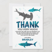 サメは年齢に関係なく誕生日パーティーを開催 サンキューカード (正面)