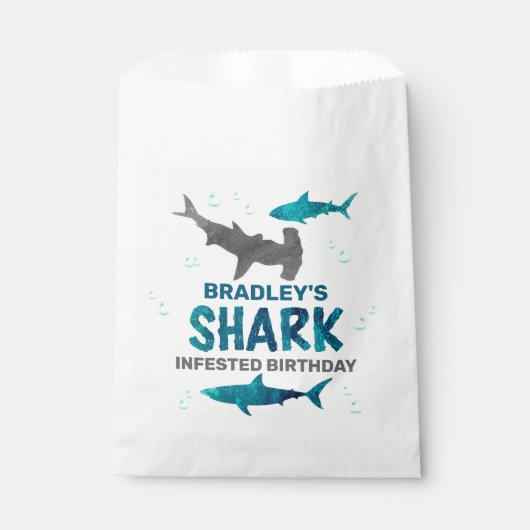 サメは年齢に関係なく誕生日パーティーを開催 フェイバーバッグ (正面)