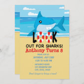 サメを探す……ビーチ誕生日招待状 招待状 (正面/裏面)