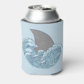 サメイラストレーション 缶クーラー (缶裏面)