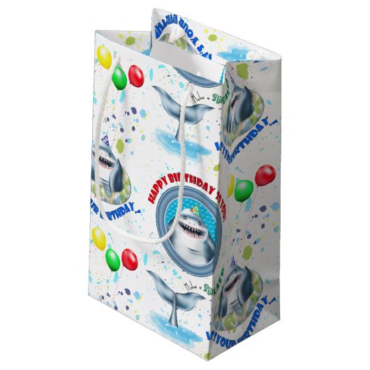 サメテーマ子供の誕生日パーティー スモールペーパーバッグ (裏面アングル)
