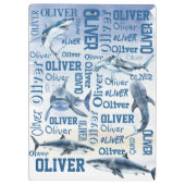 サメパーソナライズされたの襟を持つ少年の名前 クリップボード (裏面)