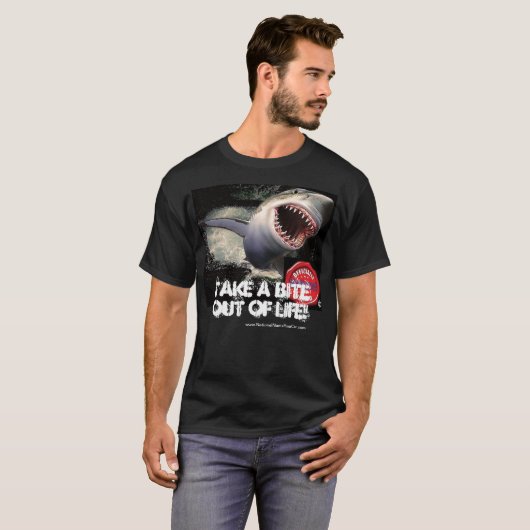 サメ咬傷 Tシャツ (正面フル)