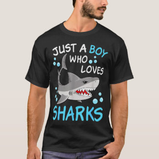 サメ好きな少年 楽しい海洋動物 サメ Tシャツ