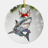 サメ好きのサンタ・トナカイ・サメのプレゼント セラミックオーナメント (正面)