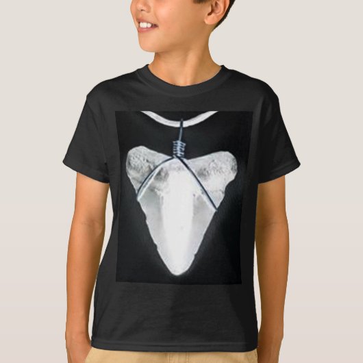 サメ歯 Tシャツ (正面)
