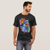 サメ猫のレインボーピザタコギャラクシー乗り物 Tシャツ (正面フル)