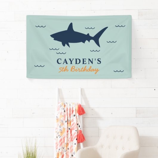 サメ誕生日パーティー 横断幕 (インサイチュ)