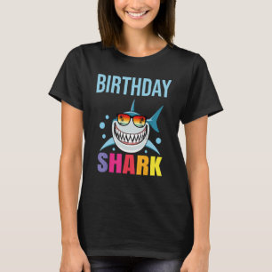 サメ誕生日幼児ボーイズキッズマッチングファミリーB Tシャツ
