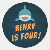 サメ餌 |パーソナライズされた子供の誕生日 ラウンドシール (正面)