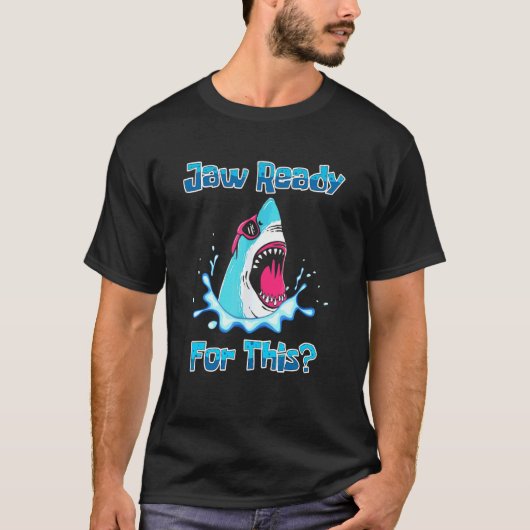 サメ 海の野生生物 用意万端 Tシャツ (正面)