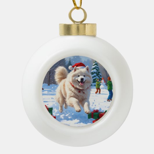 サモエドのクリスマス帽子と雪遊び セラミックボールオーナメント (正面)