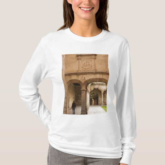サモラ大学 Tシャツ (正面)