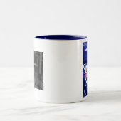 サラのコーヒー・マグの沈黙 ツートーンマグカップ (中央)