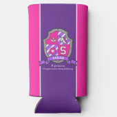 サラの名前はピンクのクレストのユニコーンを意味する スリム缶クーラー (裏面)