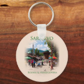 サラエボ:古いバザールのハト広場 キーホルダー (正面)