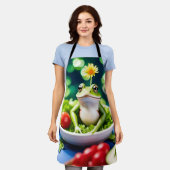 サラダに蛙が入っている エプロン (着用した状態)