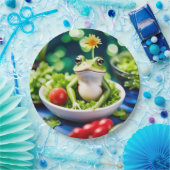 サラダに蛙が入っている ペーパープレート (パーティー)