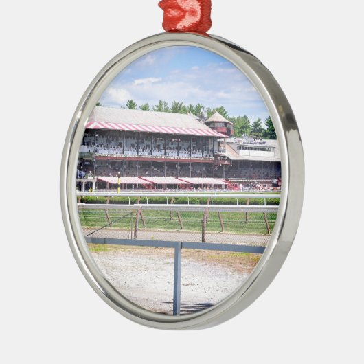 サラトガレースコースとクレアコート メタルオーナメント (左)