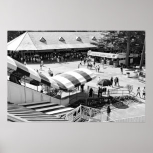 サラトガ赤と白レースで有名なアウニング ポスター