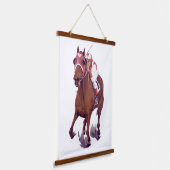 サラブレッド競走馬がレースに勝利 吊り下げ型タペストリー (傾斜あり)