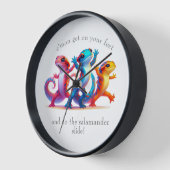 サラマンダカラフルーはサラマンダースライドを行う 壁時計 (傾斜)