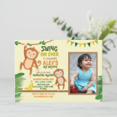 サルパーティー誕生日スイングフォトイエロー 招待状 (スタンド正面)