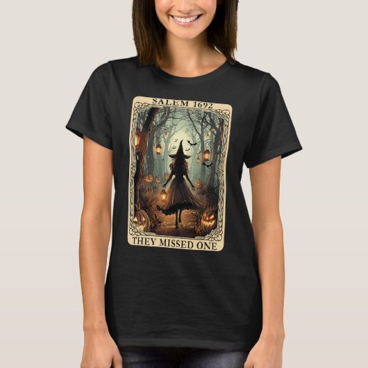 サレム1692ハロウィーン魔女恋しく思彼らは1つのタロットC Tシャツ (正面)