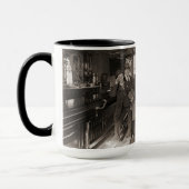 サロンバーインテリアメンマンケーブ1890のフォトパブ マグカップ (左)