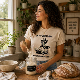 サワードウ・スターターに餌やりに行く途中 Tシャツ