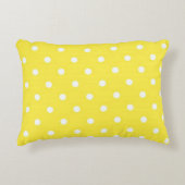 サンイエローとホワイトの水玉模様 アクセントクッション (正面)