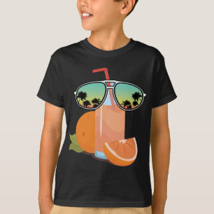 サンガおもしろいラス付きオレンジジュースデザインラブオラ Tシャツ