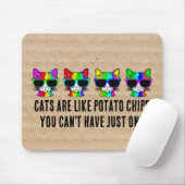 サンガクールラス柄のレインボー猫 マウスパッド (マウス)