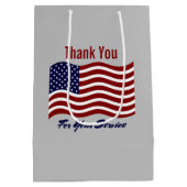 サンキューアメリカンフラッグ退役軍人 ミディアムペーパーバッグ (裏面)