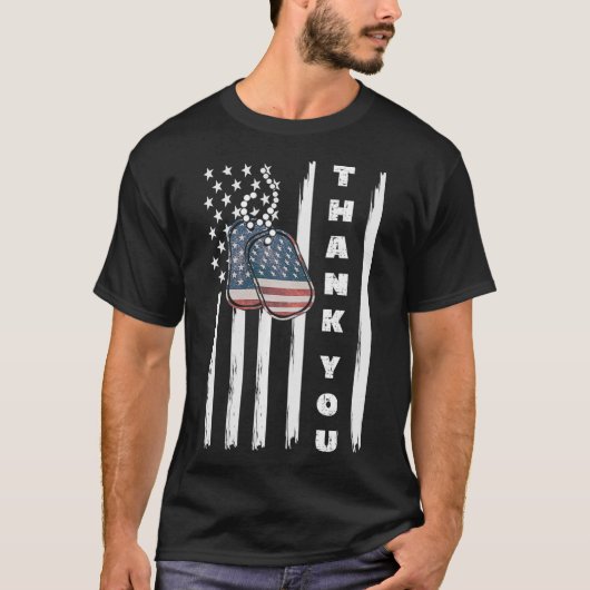 サンキューアメリカ国旗for退役軍人デイスウェットシャツ tシャツ (正面)