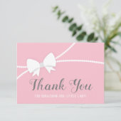 サンキューレターカード、ベビーシャワー、ピンク、グレー サンキューカード (スタンド正面)