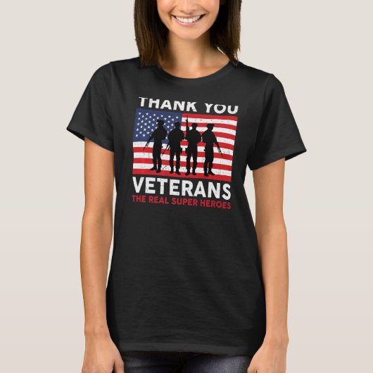 サンキュー退役軍人アメリカフラッグ愛国的退役軍人 Tシャツ (正面)