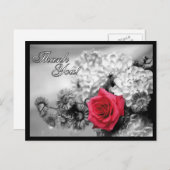 サンキュー!黒/白の背景を持つ赤いバラ ポストカード (正面/裏面)
