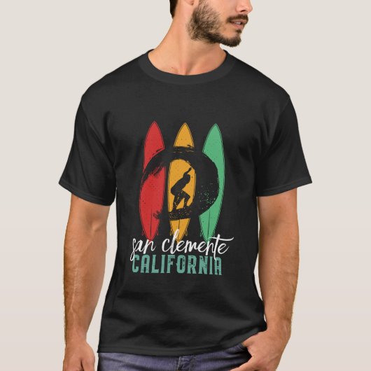 サンクレメンテビーチカリフォルニアレトロサーフィン Tシャツ (正面)