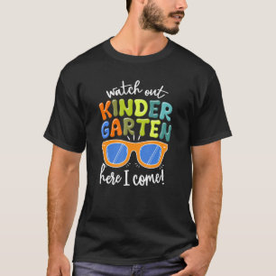 サングラスで幼稚園を来見て Tシャツ
