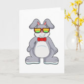 サングラスとネクタイのウサギ カード (黄色い花)