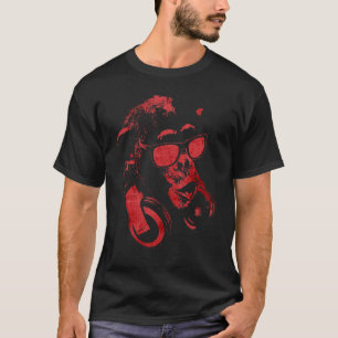 サングラスとヘッドフォンを備えたモンキーチンポ5 Tシャツ