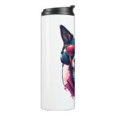 サングラスとヘッドフォンを着ている羽生犬 タンブラー (回転左)