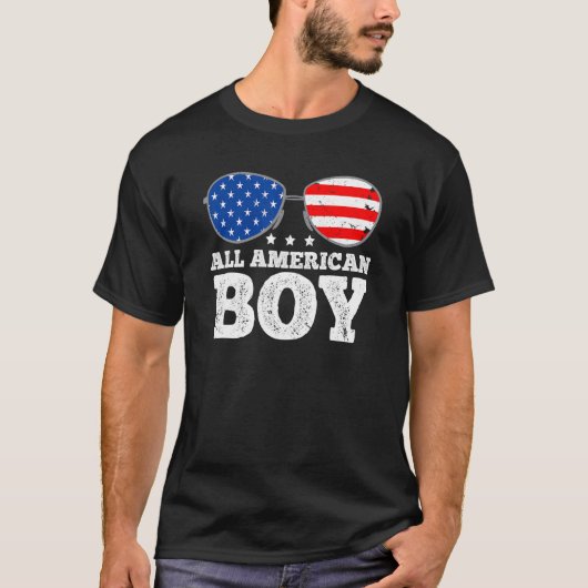 サングラスと米国国旗を持つアメリカ人少年 Tシャツ (正面)