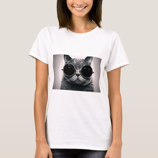 サングラスのクールな猫 Tシャツ (正面)